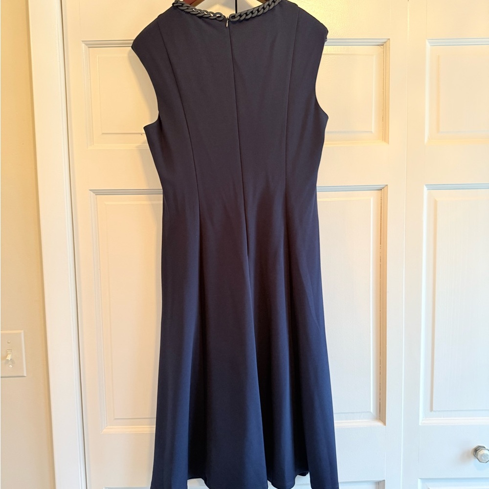 Maggie London Elegant Navy Sleeveless Dress size 12